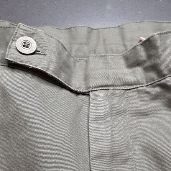 North Crest " The Spirit of Adventure" Green Cotton Cargo Pants - Picture 2 of 11